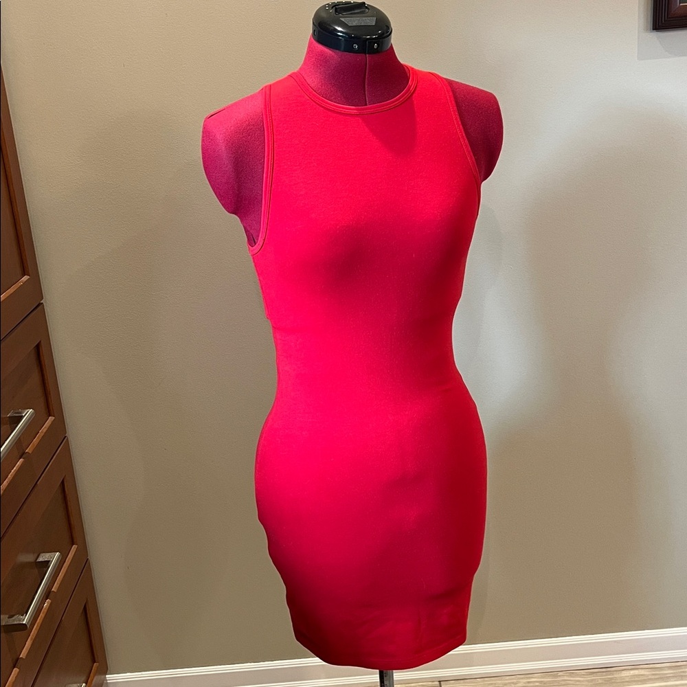 Like New 💋 Aritzia TNA Red Sleeveless Racerback Red Knit Jersey Dress Sz XS